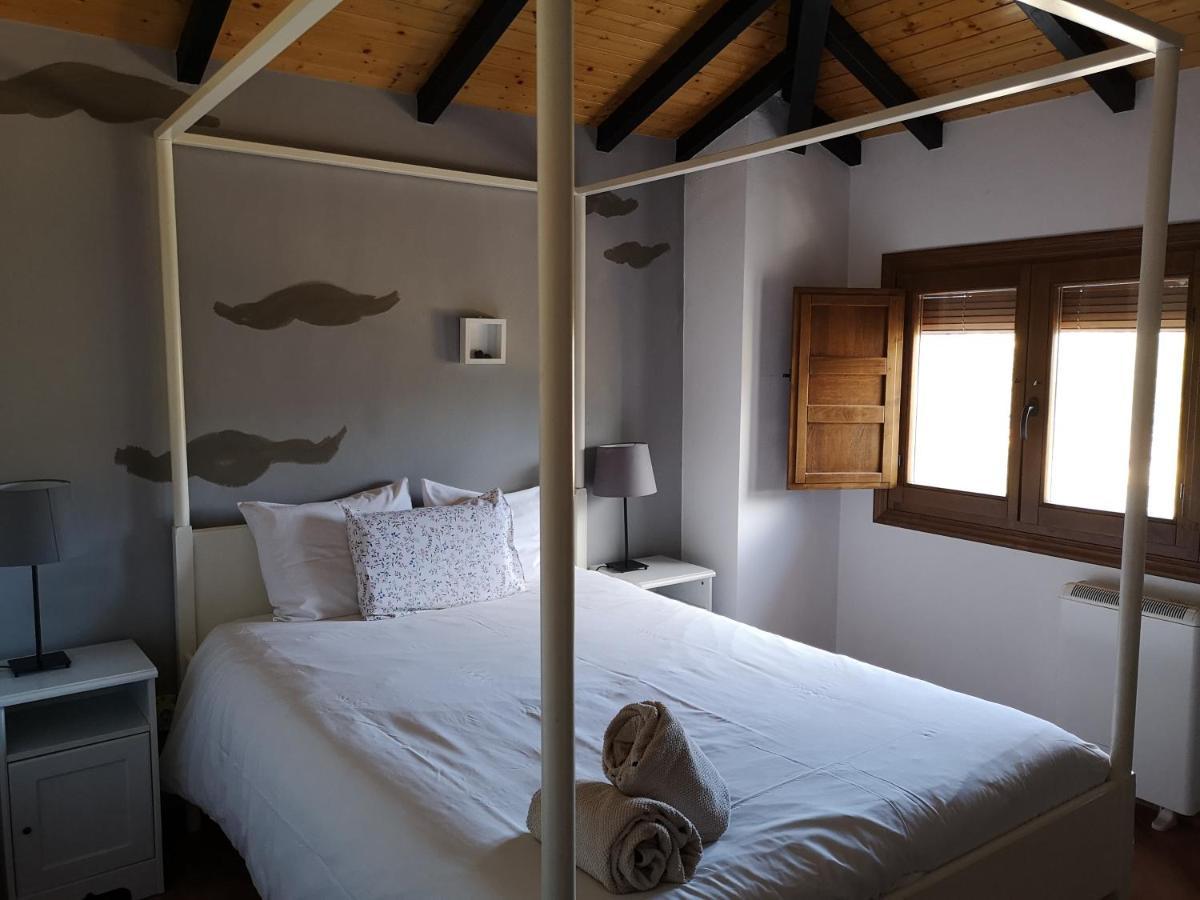 La Casa Blanca Del Alto Tajo Guest House Ablanque Ngoại thất bức ảnh